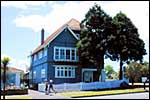 THE BIG BLUE HOUSE - Auckland